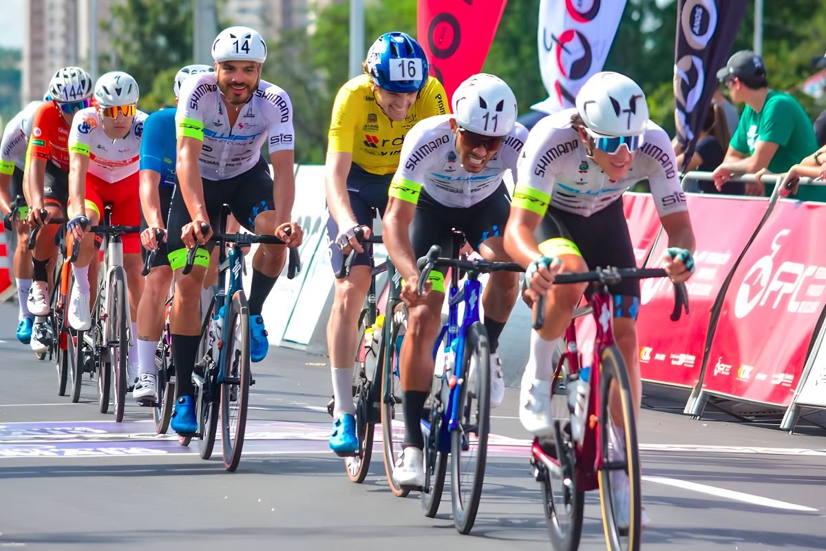 Top 10 Ciclistas Brasileiros com Participação em Competições Internacionais (2022–2025)